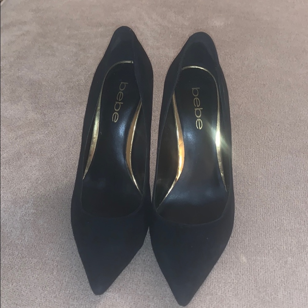 Black suede Pumps